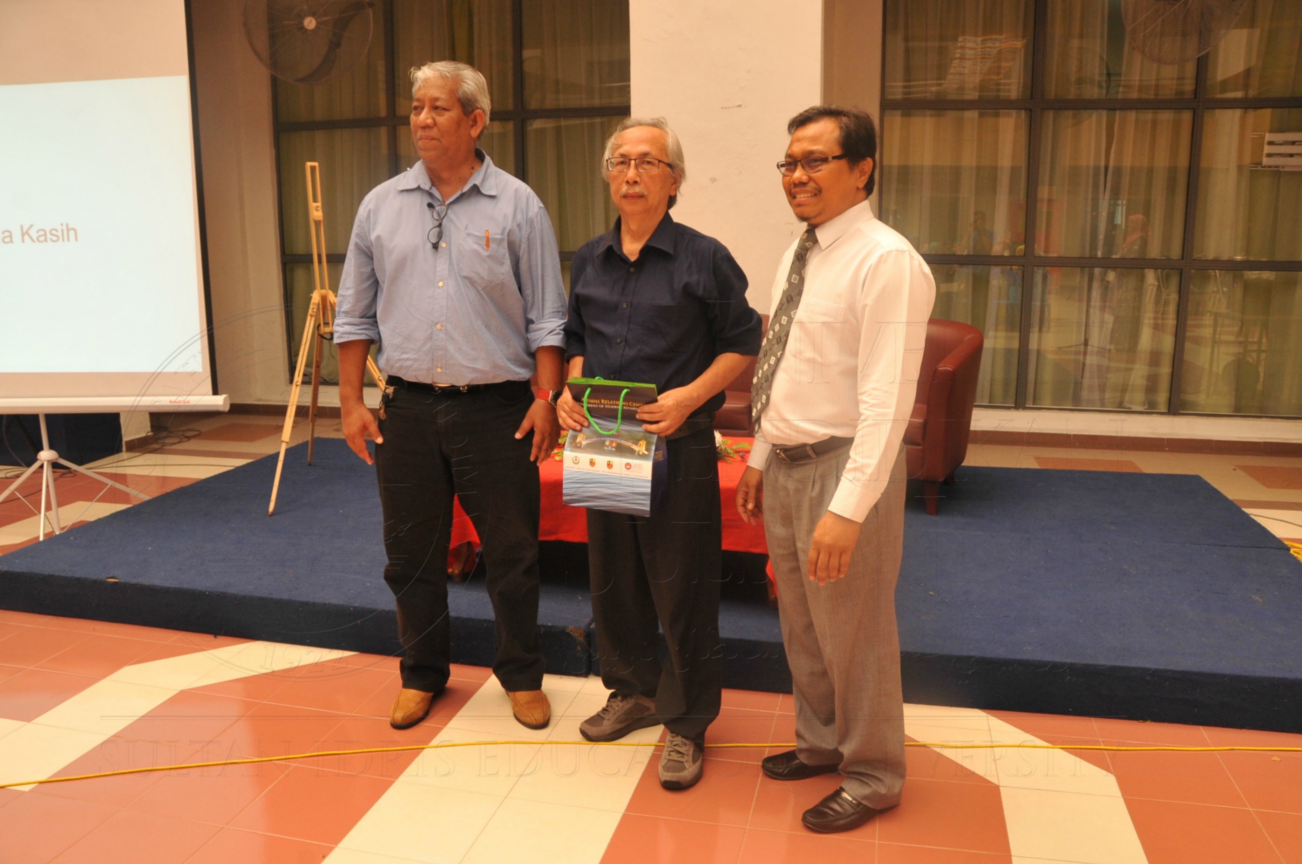 PRO15 173 ESE HAS 2230